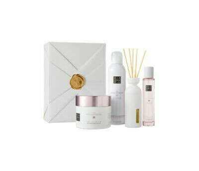 THE RITUAL OF SAKURA Renewing Collection