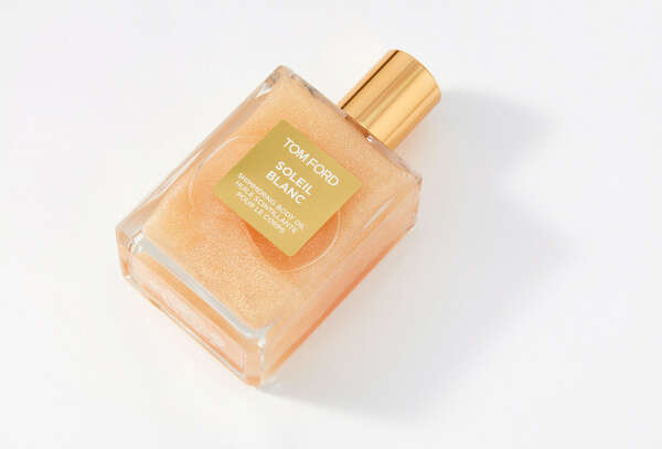 МАСЛО ДЛЯ ТЕЛА С БЛЕСТКАМИ  TOM FORD soleil blanc body oil