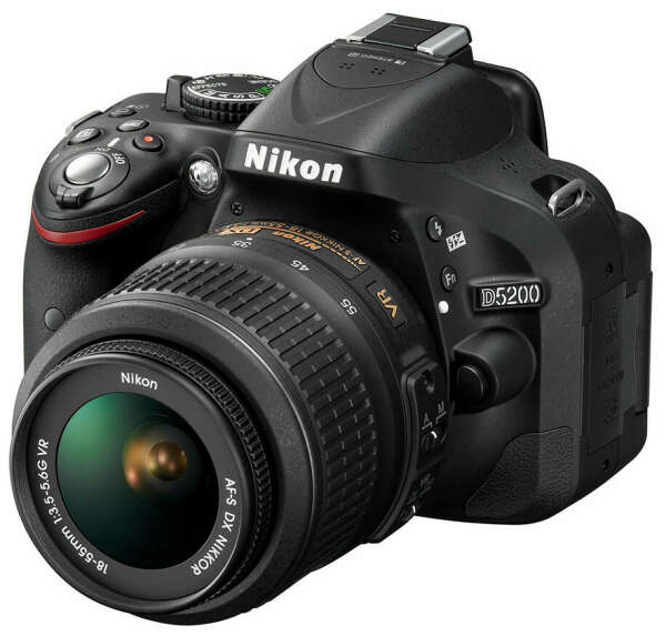 Фотоаппарат Nikon D5200 Kit