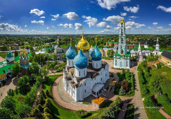 Проехать по Золотому кольцу России