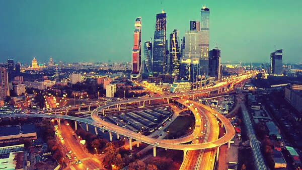 Работать дизайнером в Москве