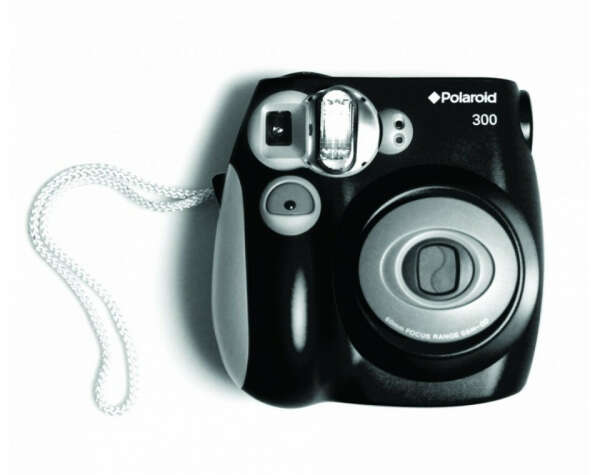 Polaroid PIC 300, Black
