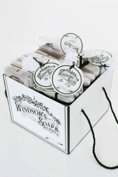 Что угодно из Windsor's Soap & Beauty