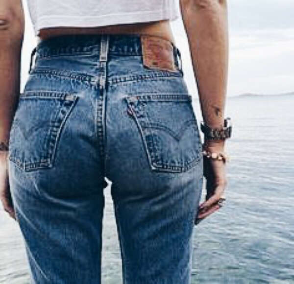 Джинсы Levi's