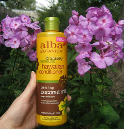 Кондиционер для волос Alba Botanica Natural Hawaiian Conditioner. Drink It up Coconut Milk