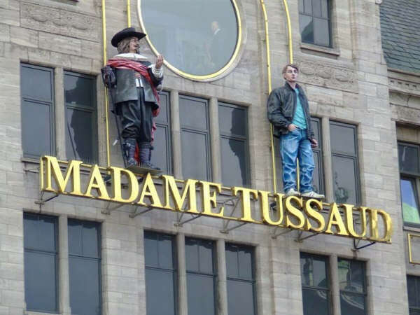 Посетить Музей Madame Tussauds в Лондоне