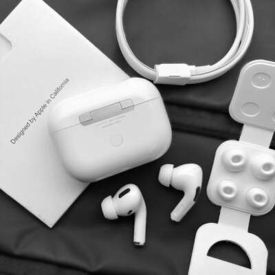 Apple AirPods Pro 2
