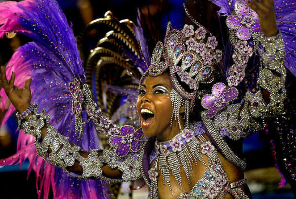 To participate in the Brazilian carnival/Участвовать в бразильском карнавале!