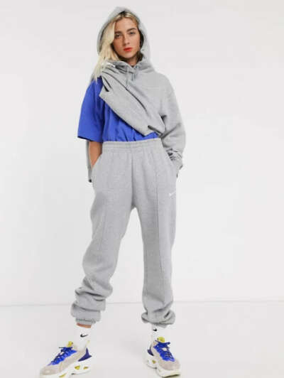 Серые джоггеры oversized Nike