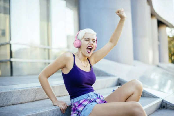 Наушники накладные Bluetooth JBL Tune 660NCBT Pink