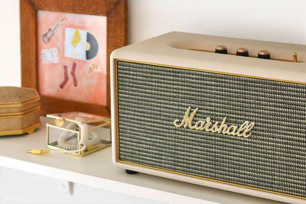 Marshall speaker