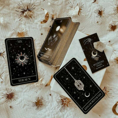Luna Soleil Tarot Deck