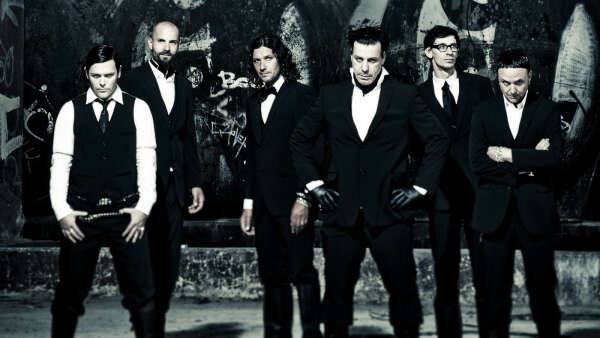 Сходить на концерт Rammstein