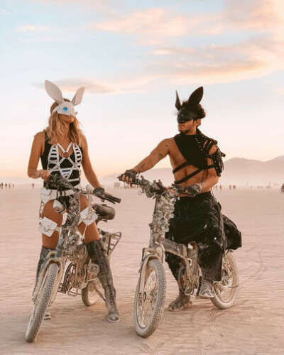 Съездить на Burning Man