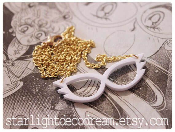 SAILOR MOON White Mask Inspired Acrylic Necklace for Mahou Kei & Magical Girl Fashion