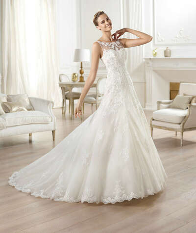 Odariz wedding dress by Pronovias