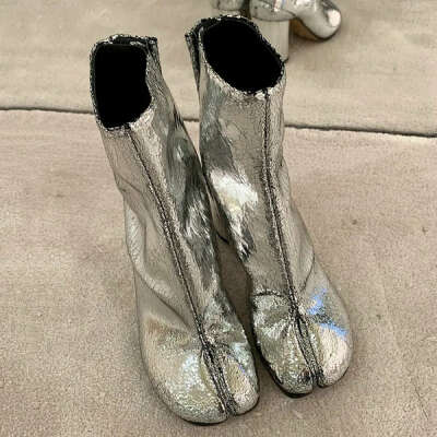SAINT CHIC