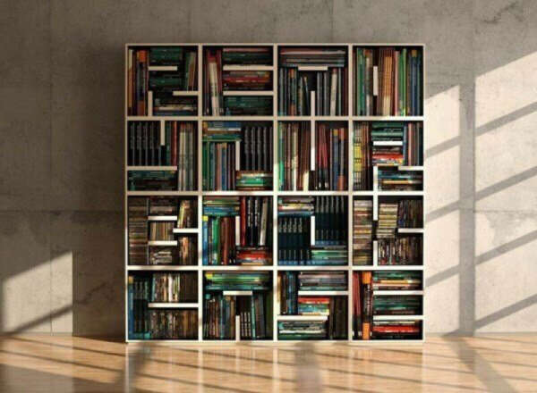 Полку с книгами