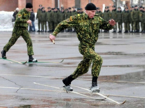 Беговые лыжи