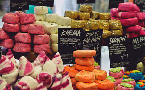 Вещи от LUSH