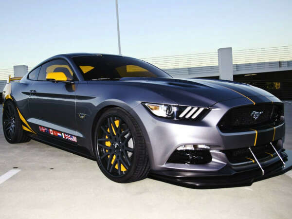 Ford Mustang.