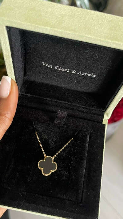 Подвеска van cleef