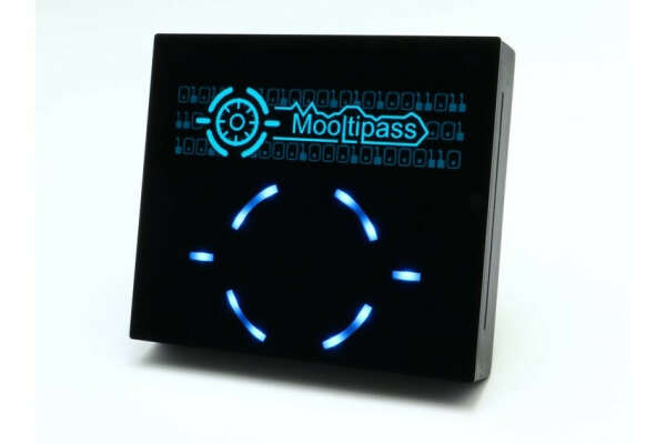 Mooltipass Offline Password Keeper by Limpkin