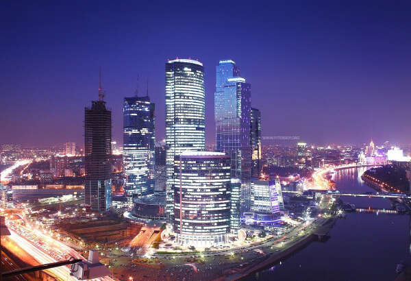 Москва, жить в ней, поступить в университет.