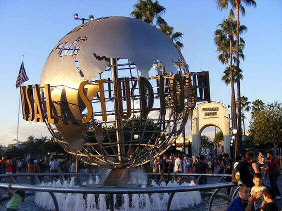 Посетить Universal Studio