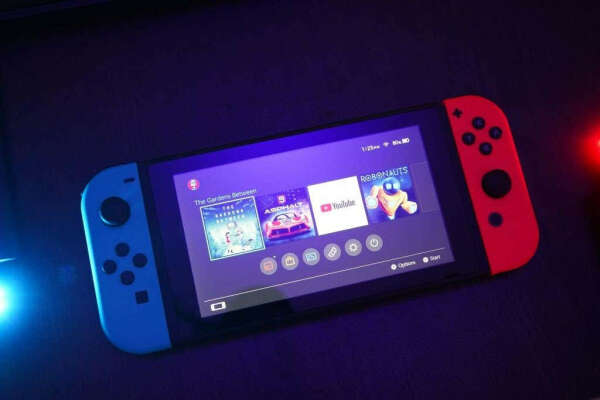 Nintendo switch red/cyan прошитый с авито