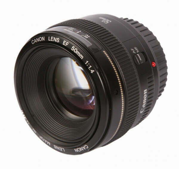 Объектив Canon EF 50 mm F/1.4 USM
