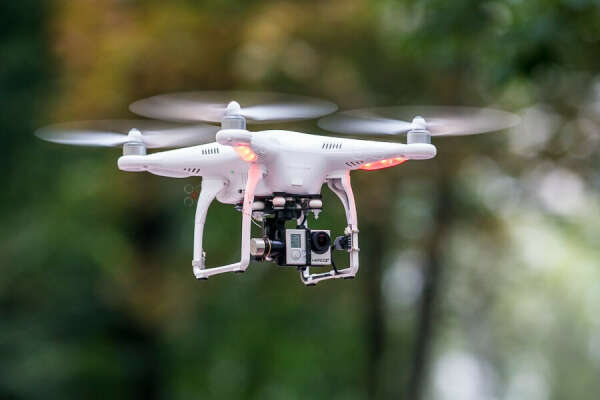 Квадрокоптер DJI Phantom 2 с подвесом DJI Zenmuse H3-3D для GoPro 3