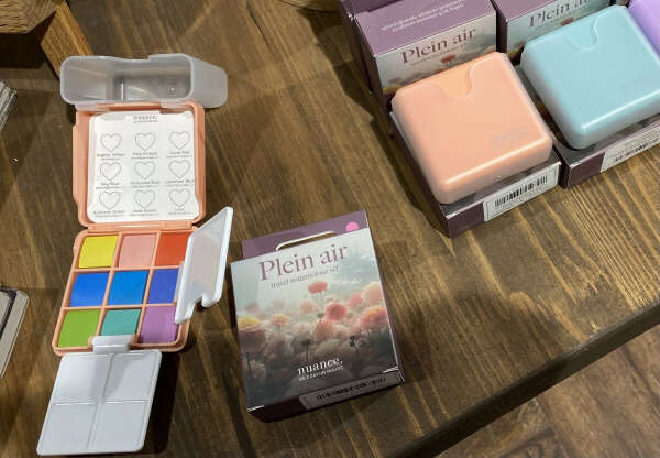 Набор акварели nuance.   Plein air travel watercolour set