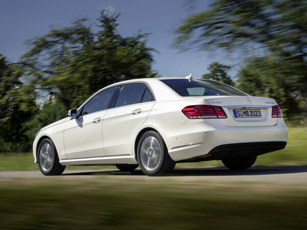 Mercedes E200