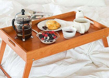 Bed breakfast table