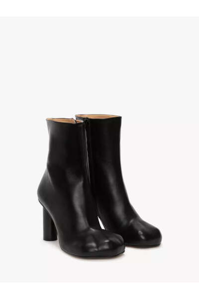 JW Anderson Paw leather ankle boots
