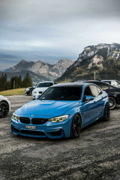 Автомобиль