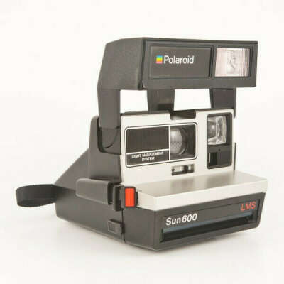 polaroid sun 600