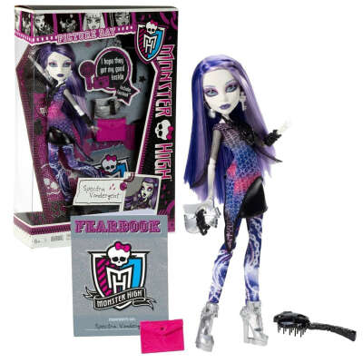 Monster High Spectra Vondergeist Picture Day