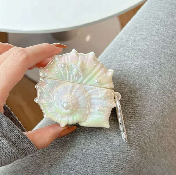 seashell AirPods case