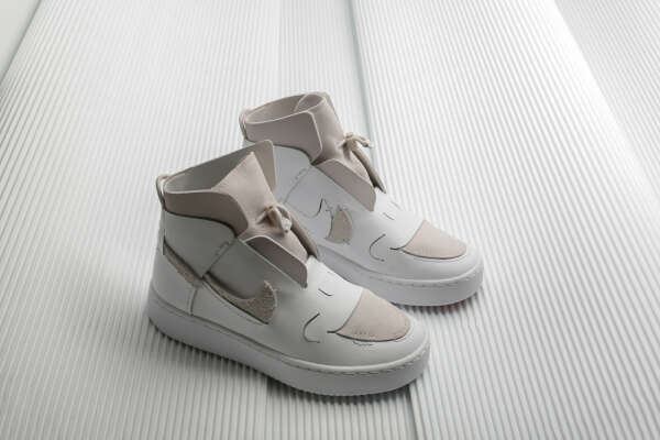 NIKE WMNS VANDALISED LX (BQ3611-100)