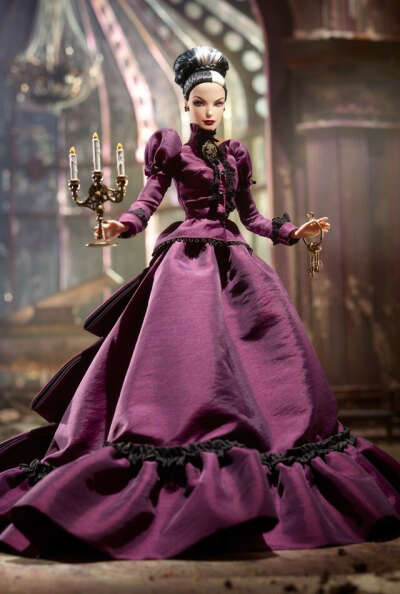 Кукла Haunted Beauty Mistress of the Manor