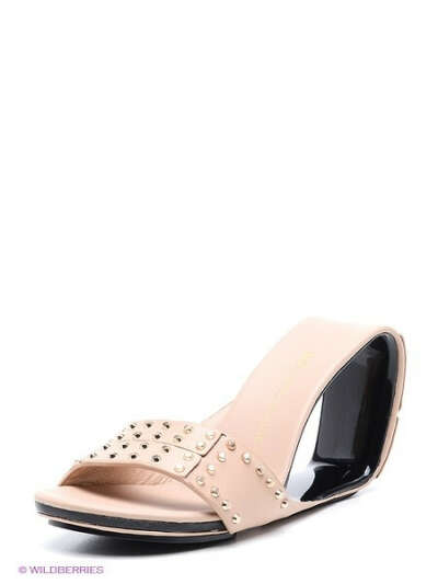 Сабо, UNITED NUDE