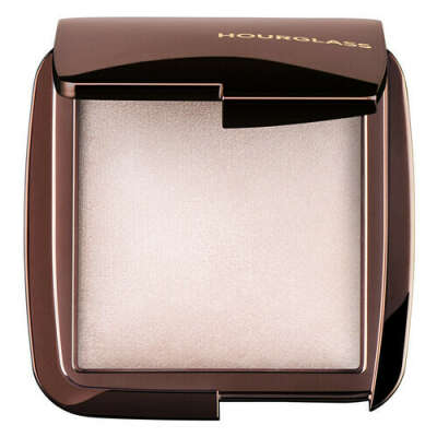 Hourglass AMBIENT LIGHTING Светоотражающая пудра купить по цене от 4394 руб в интернет магазине SEPHORA | 285589