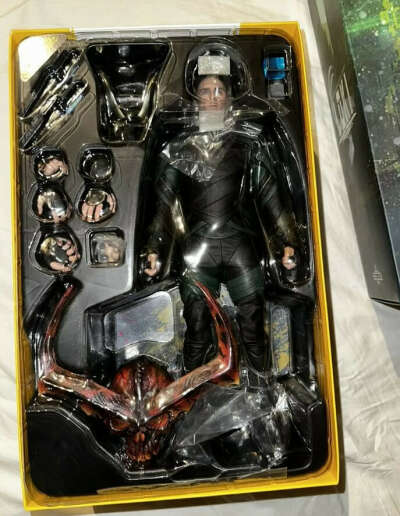Hot toys Thor Ragnarok Loki