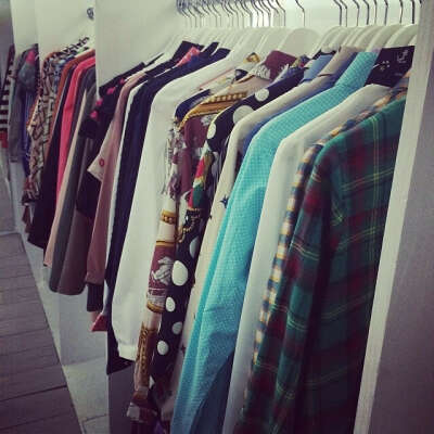 скупить все в FRIENDS SHOP