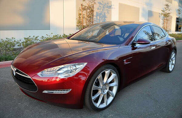 Tesla Model S (P85+)