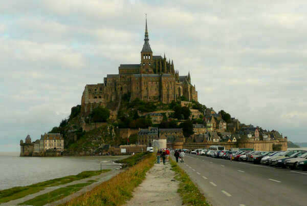 Посетить Mont Saint-Michel