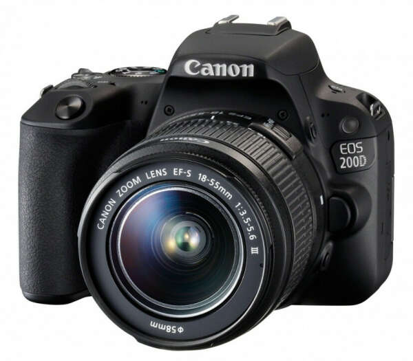Зеркальная фотокамера Canon EOS 200D 18-55 III (черный)