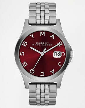 Часы Marc Jacobs с циферблатом цвета бургундии